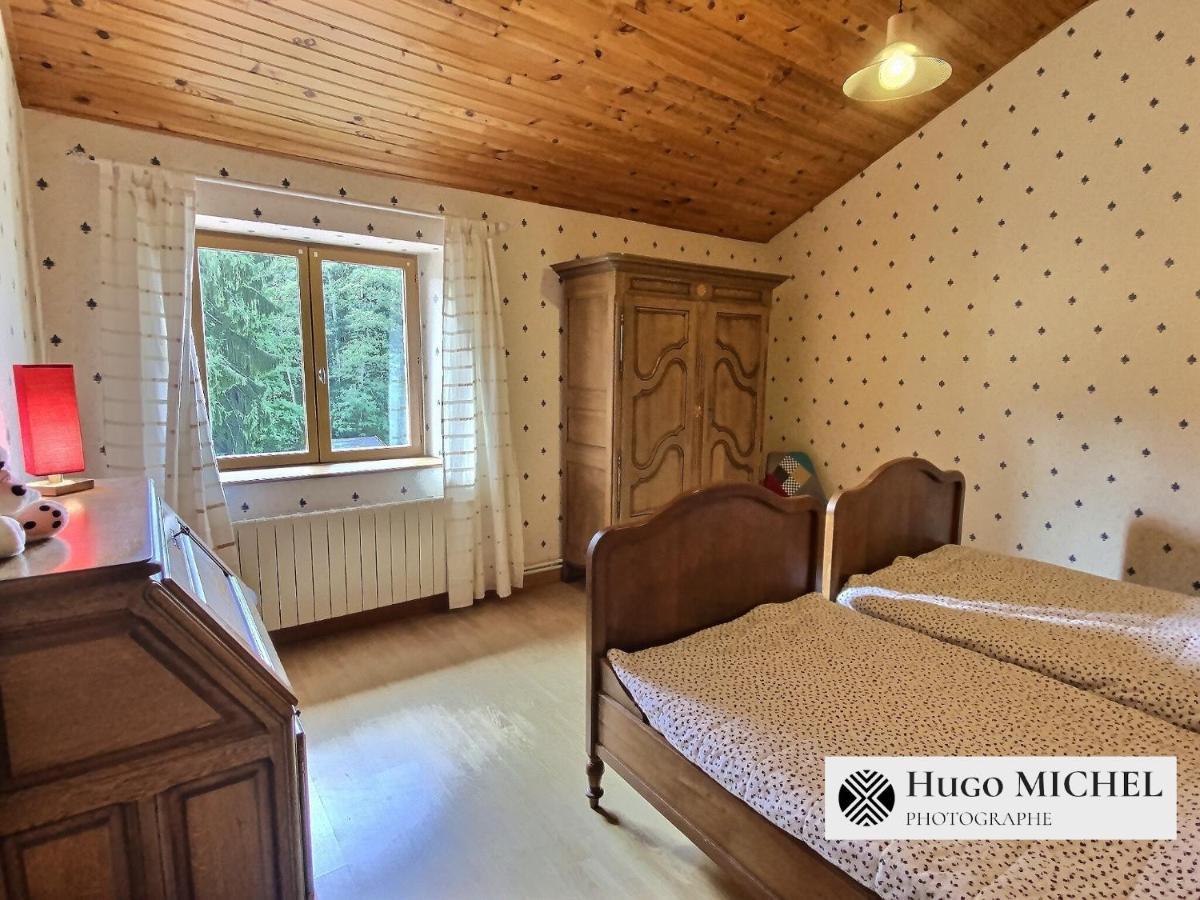 Les Volets Bleus Villa La Chapelle-aux-Bois Bagian luar foto